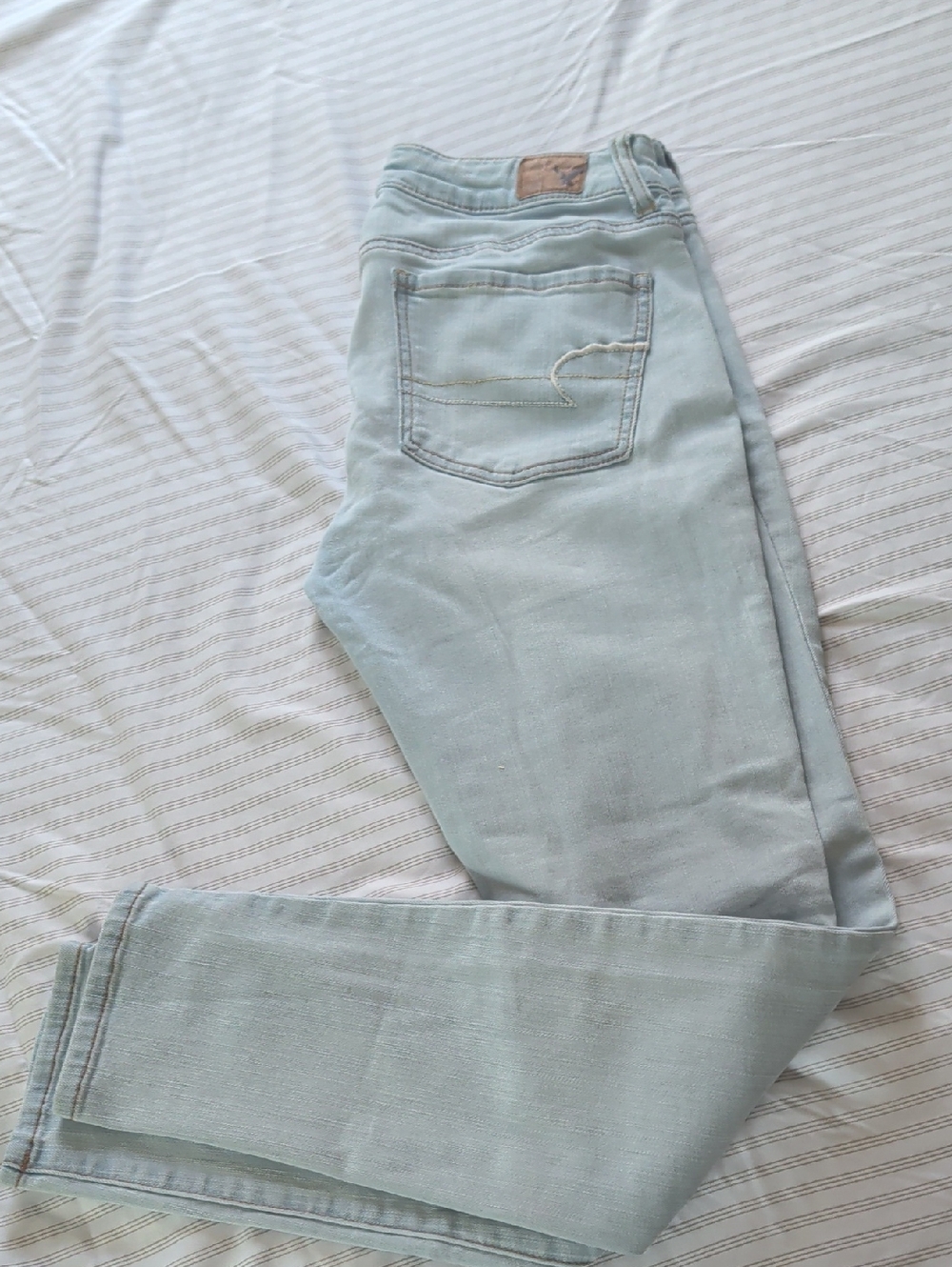 Women’s Light Skinny Jeans